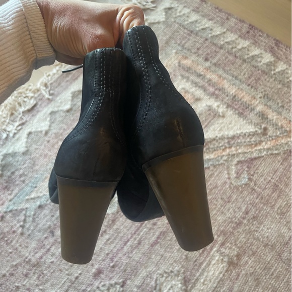 Camper lace up suede booties - Picture 4 of 8